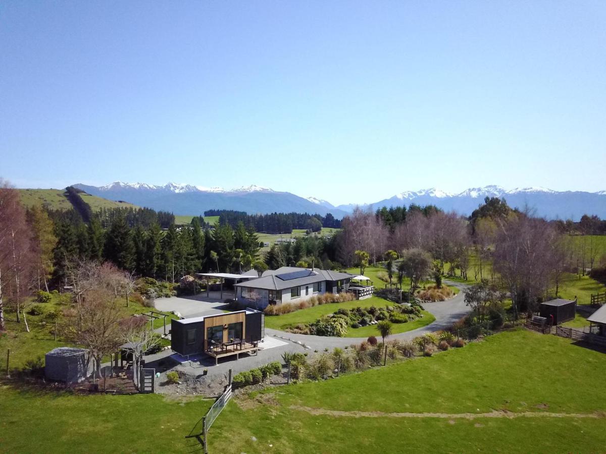 Boutique Tiny House - Te Anau Country Accommodation Zewnętrze zdjęcie
